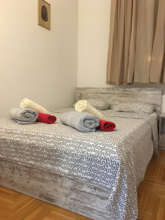 Appartamento Stardust Belgrado Esterno foto