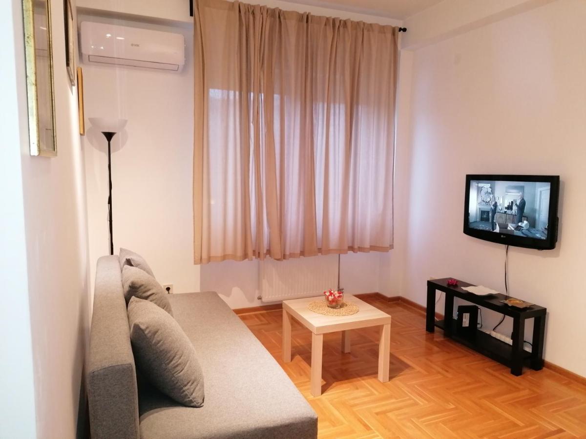 Appartamento Stardust Belgrado Esterno foto
